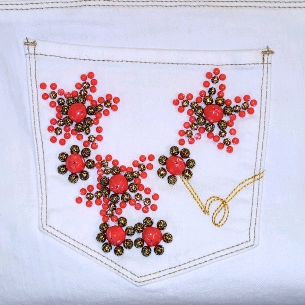 BEBE ♥ White Coral Design Bell Bottom Jeans - NWOT - Picture 3 of 12